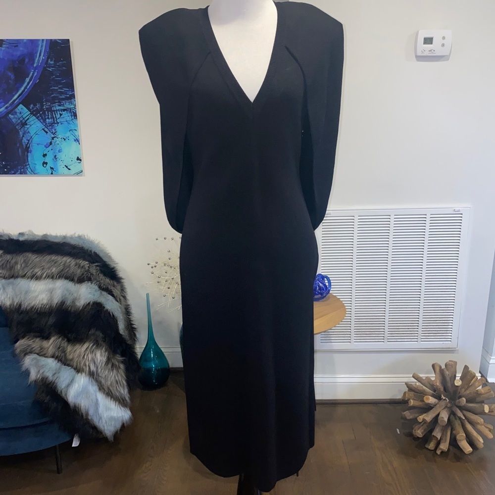 Givenchy Fitted Cape Dress - Picture 4 of 10